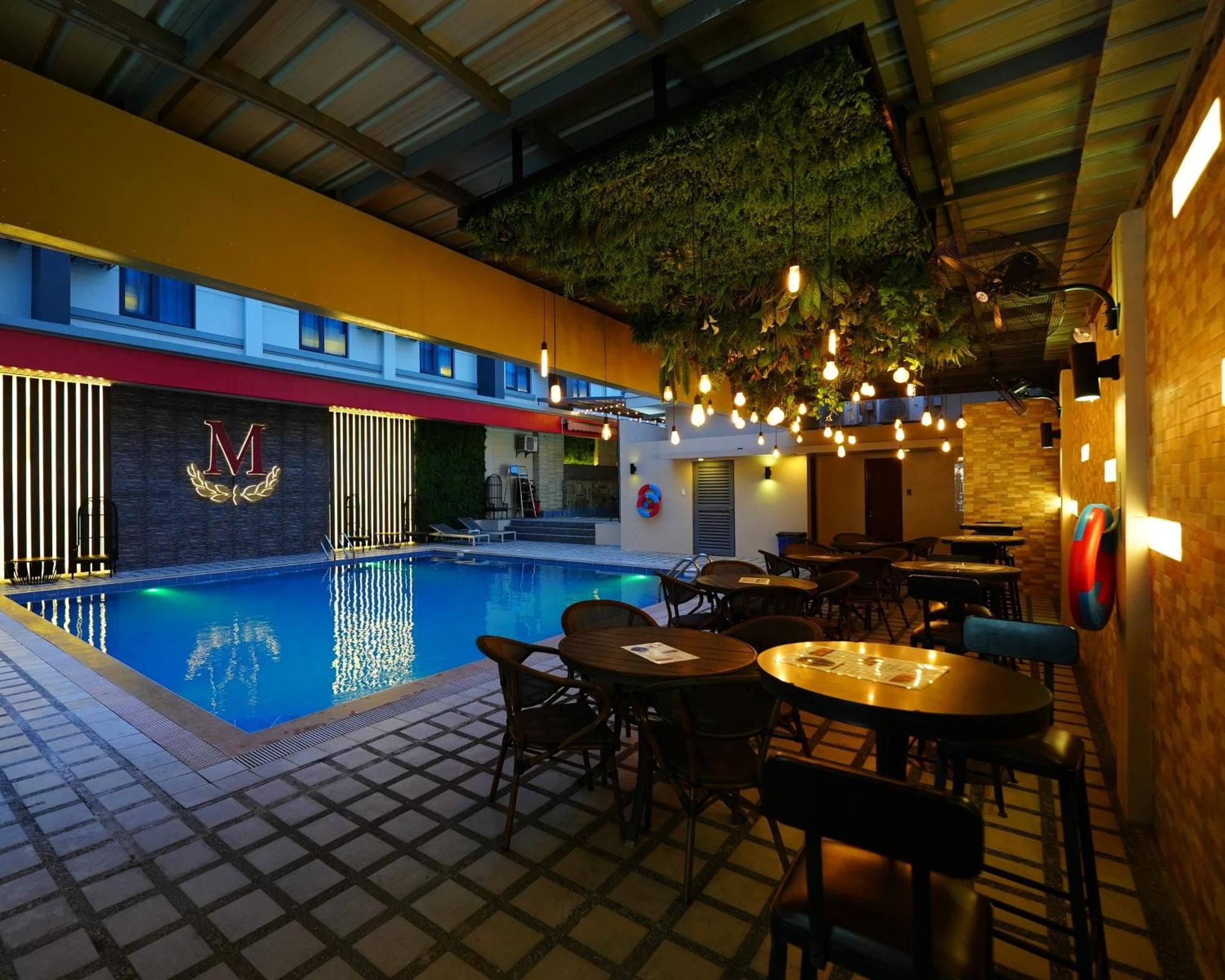 The Marison Hotel Legazpi Dış mekan fotoğraf